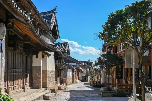 收盘点评：地产融资宽松政策出台 地产板块领涨，中国石油涨超6%再创近9年新高，上证综合ETF（510980）4连阳